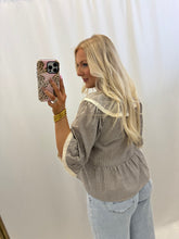 Load image into Gallery viewer, Full Hearts Blouse💖 1 medium left
