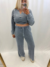 Load image into Gallery viewer, Cozy After Seconds SET (pullover + pants) BLUE
