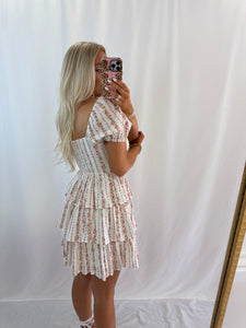 Rosey Tiered Dress CREAM💖 1 large left