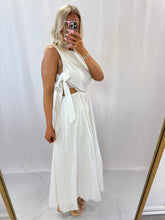 Load image into Gallery viewer, White Sands Dress
