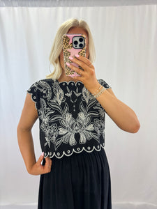 Summer On The Sound SET BLACK (top + skirt)