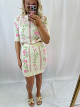 Load image into Gallery viewer, Floral Sweater SET (top + skirt)
