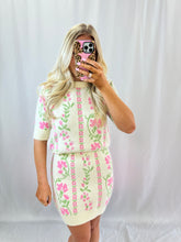 Load image into Gallery viewer, Floral Sweater SET (top + skirt)
