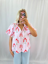 Load image into Gallery viewer, Striped In Floral Blouse💖 1 medium &amp; 2 larges left
