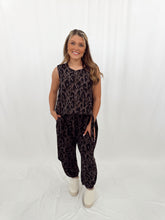 Load image into Gallery viewer, Cozy In Leopard SET (top + pants)
